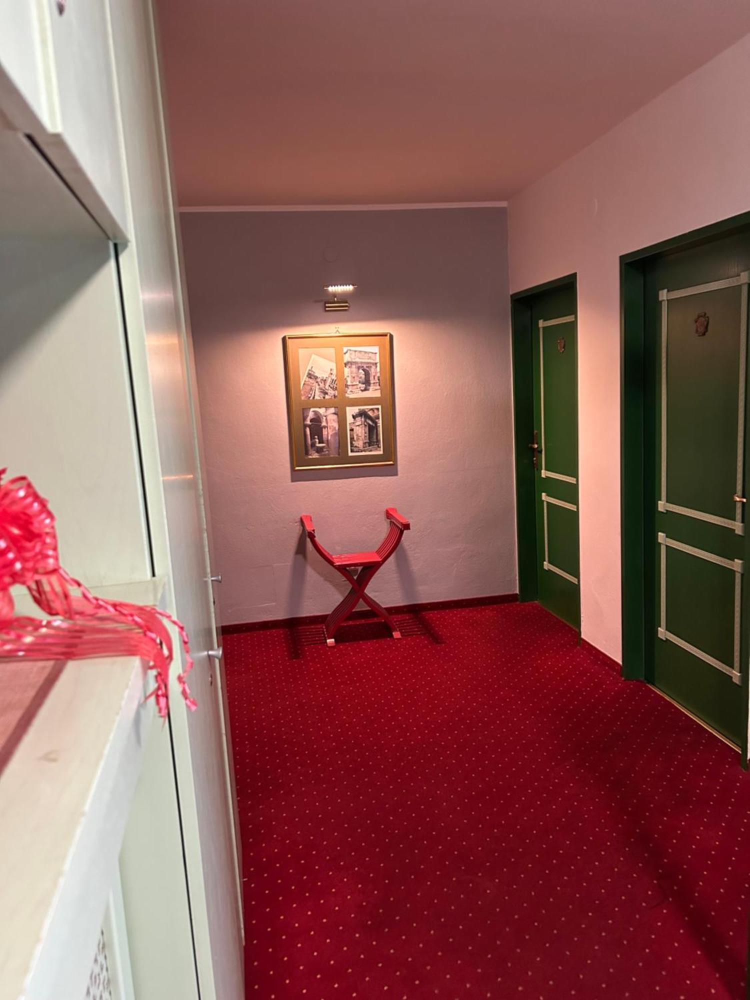 "Am Limes" Hotel Енс Екстер'єр фото